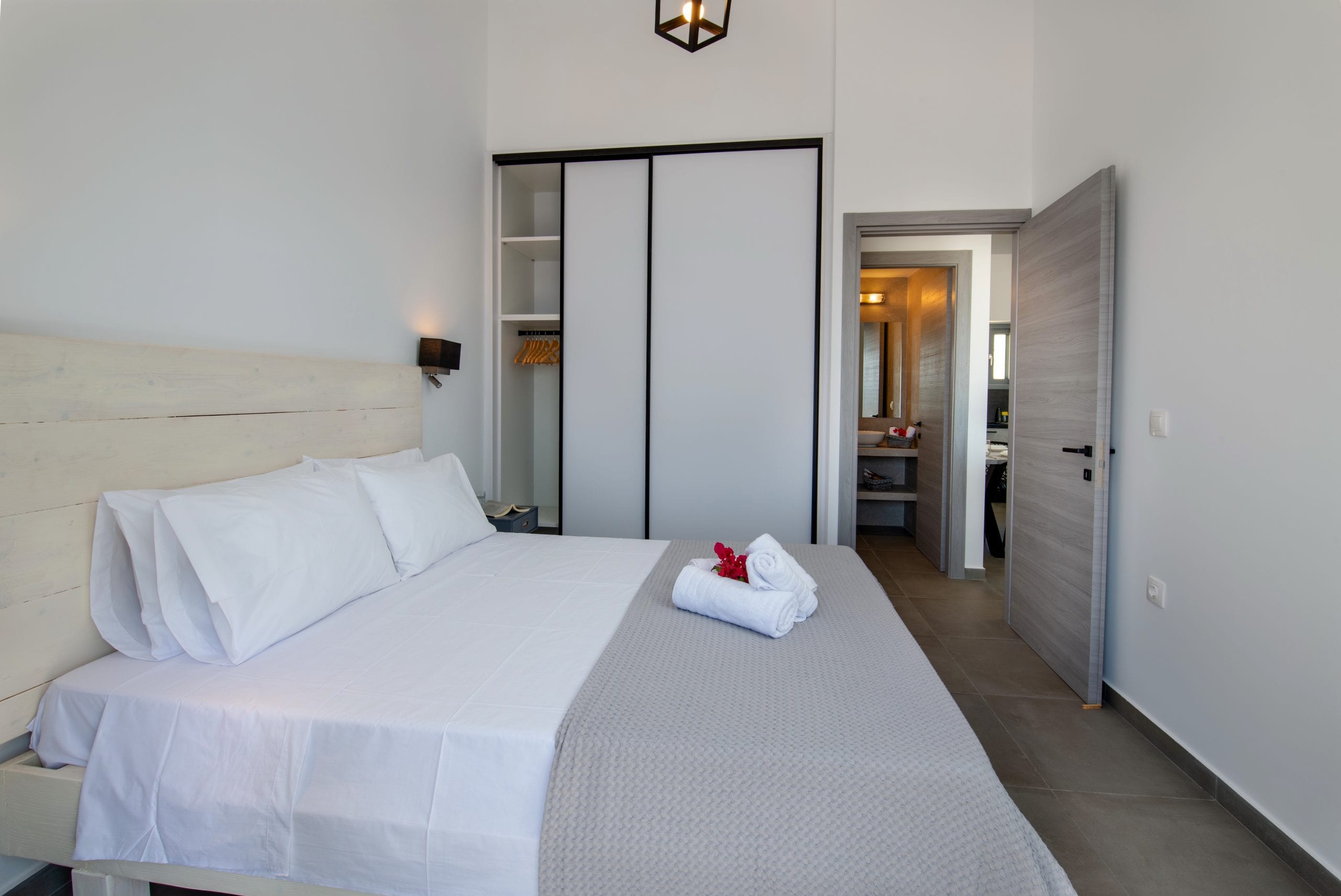 Book your villa in Paxos island, Costa Mediteranea