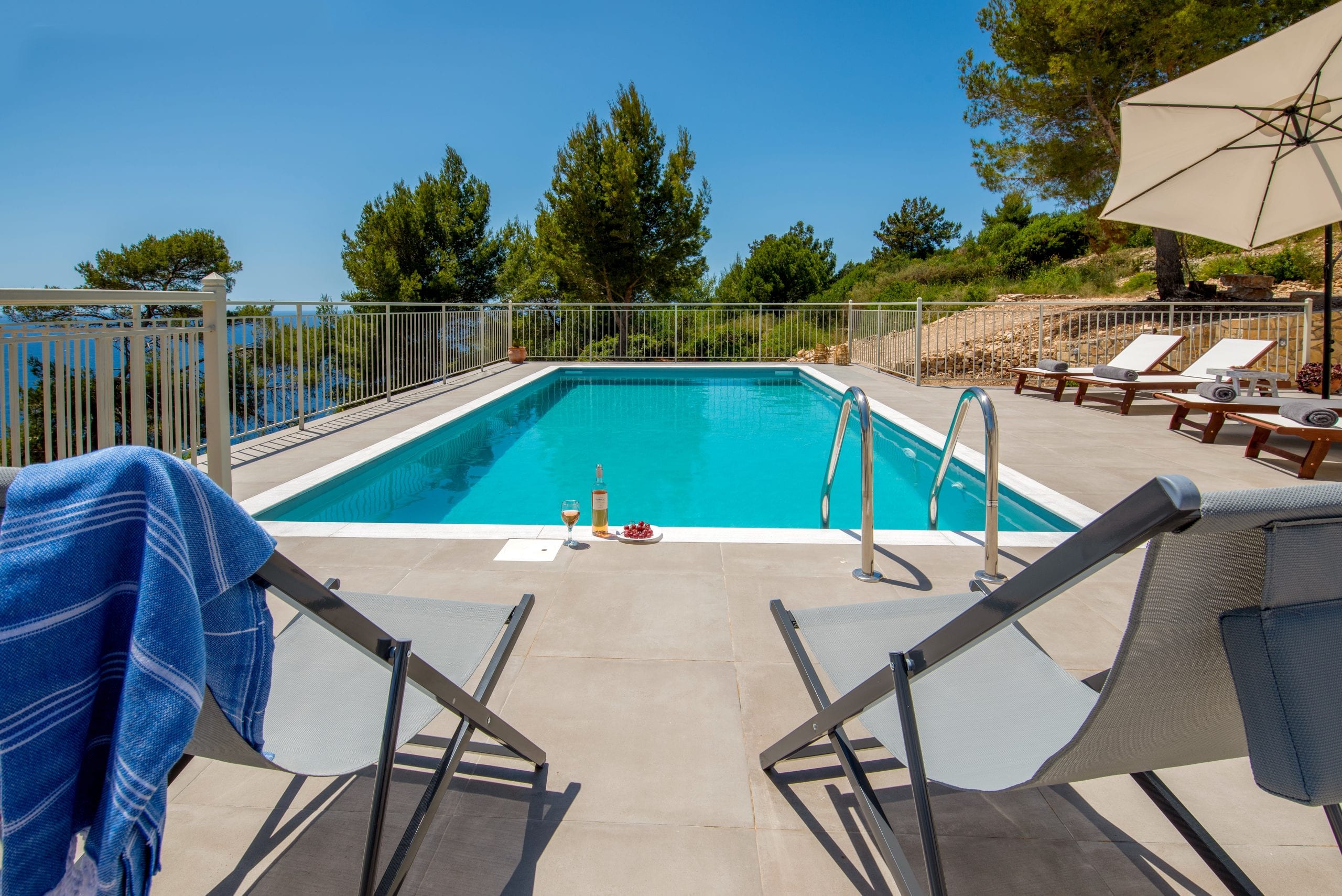 Book your villa in Paxos island, Costa Mediteranea